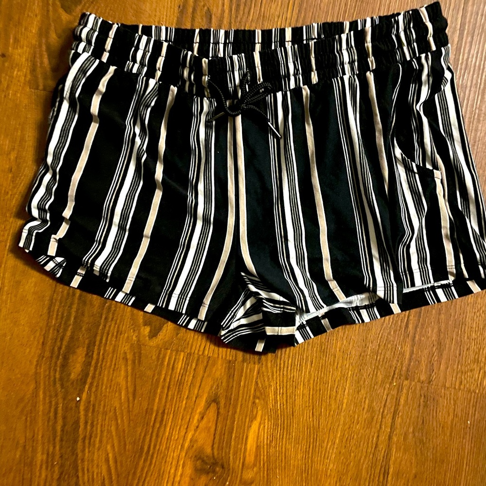 New shorts, never worn